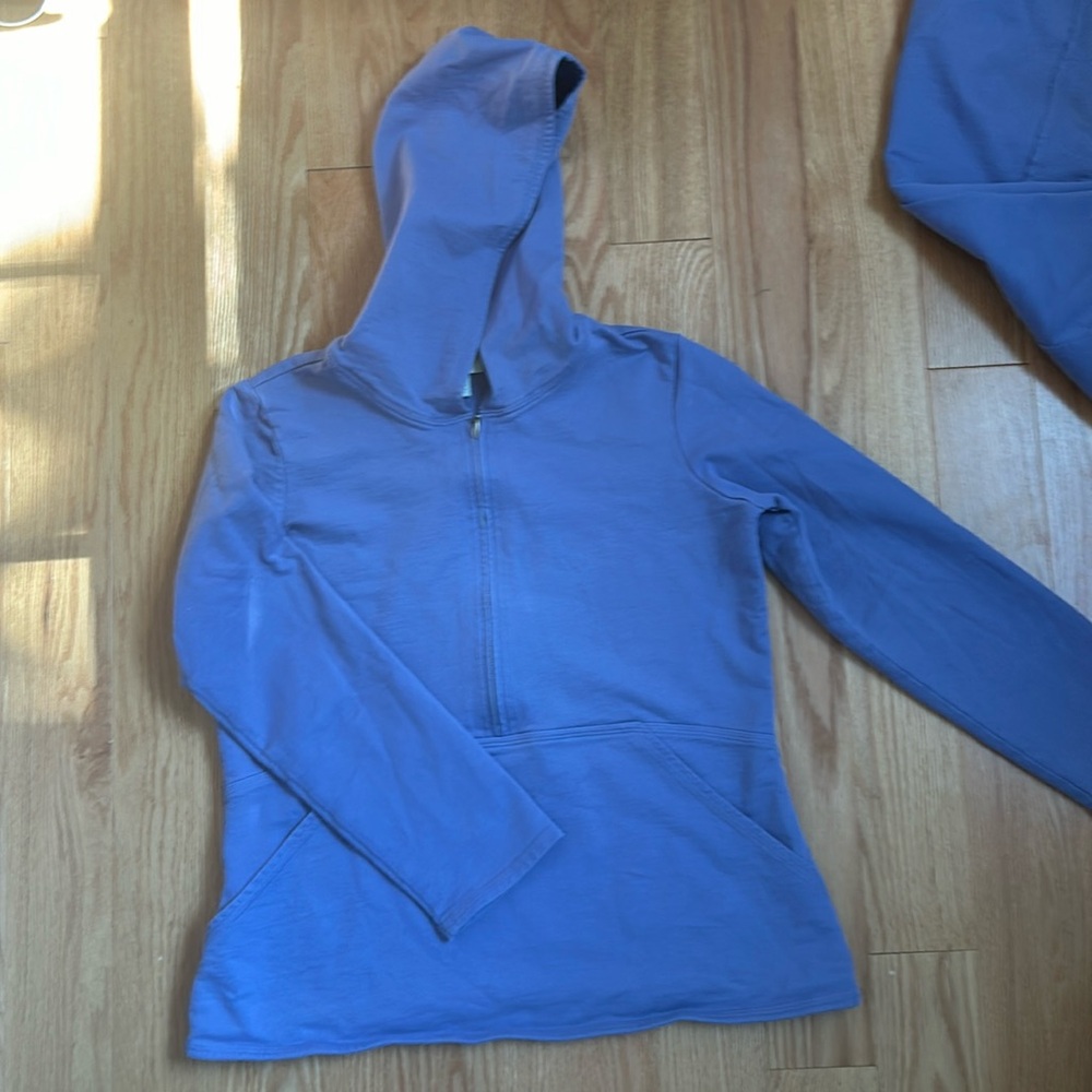 J.Jill Hooded cotton sweatshirt and cropped pants